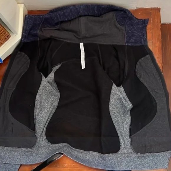 Lululemon Scuba Hoodie Classic Cotton Fleece
Heathered Speckled Black / Blue - Picture 4 of 11